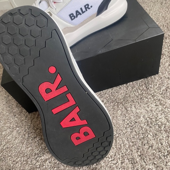 Sneakers - Picture 2 of 2